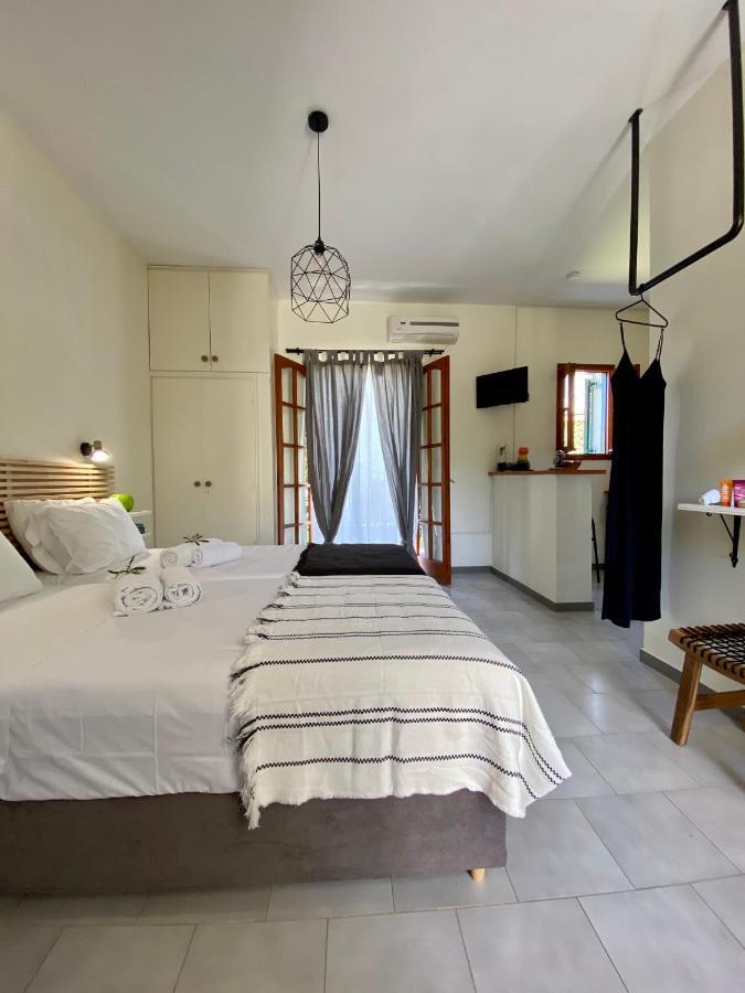 Lemon Tree Apartments B C Argostoli  Exterior foto
